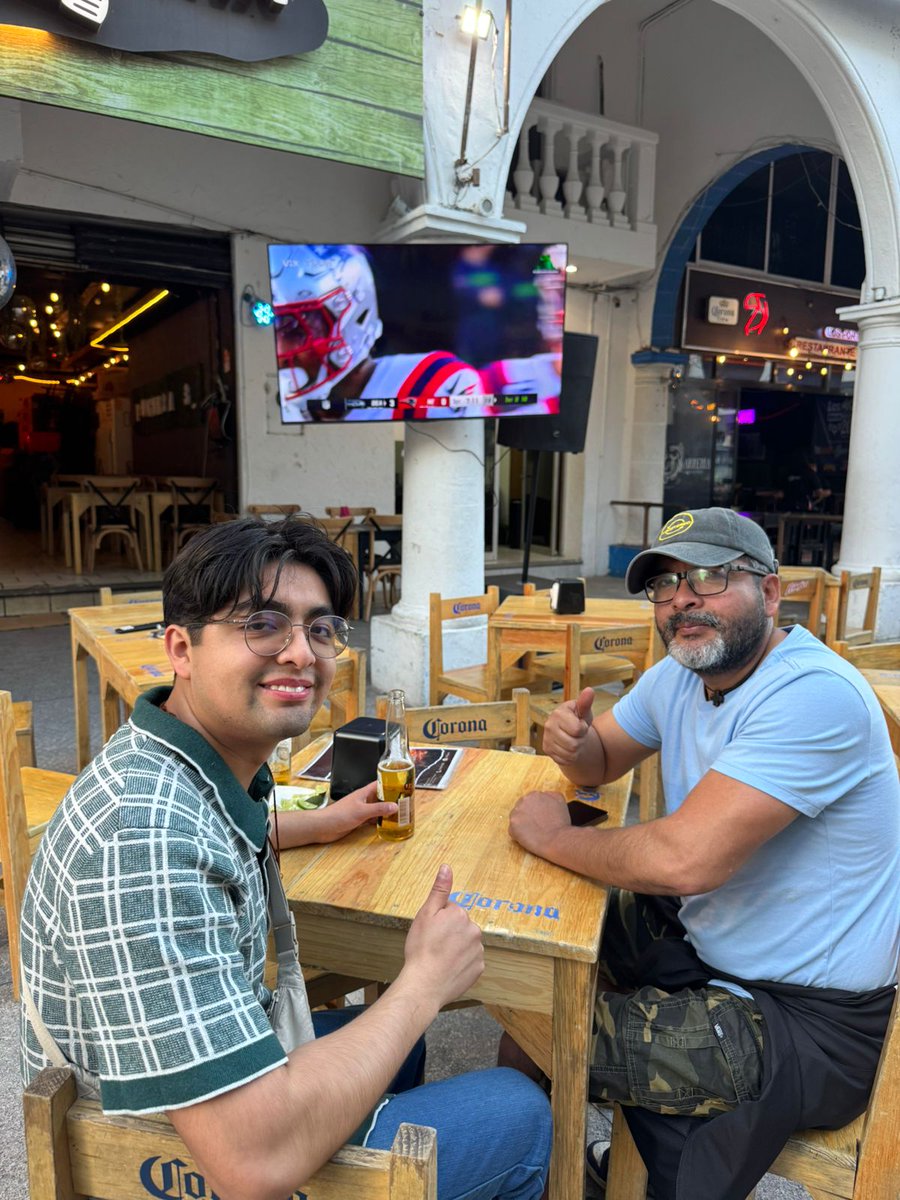 vanidiablo's tweet photo. #SBInolvidable Desde Veracruz apoyando a los amigos. https://t.co/b9bCv3kzTI