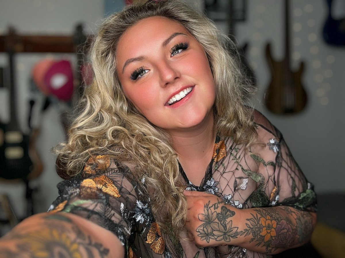 katie ❤️ tweet media