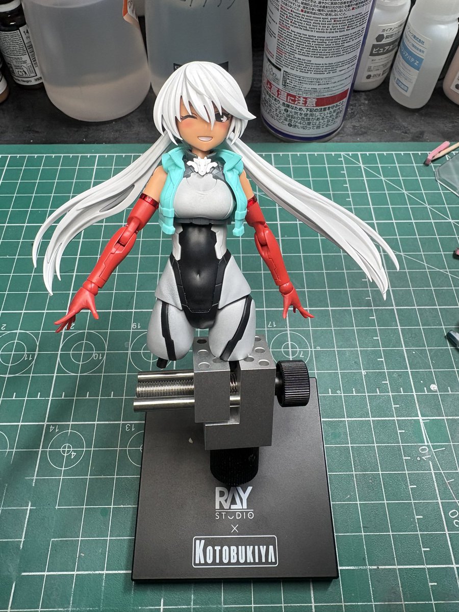 おはようございます！ 少しずつですが進行中w どんな色にするか考え