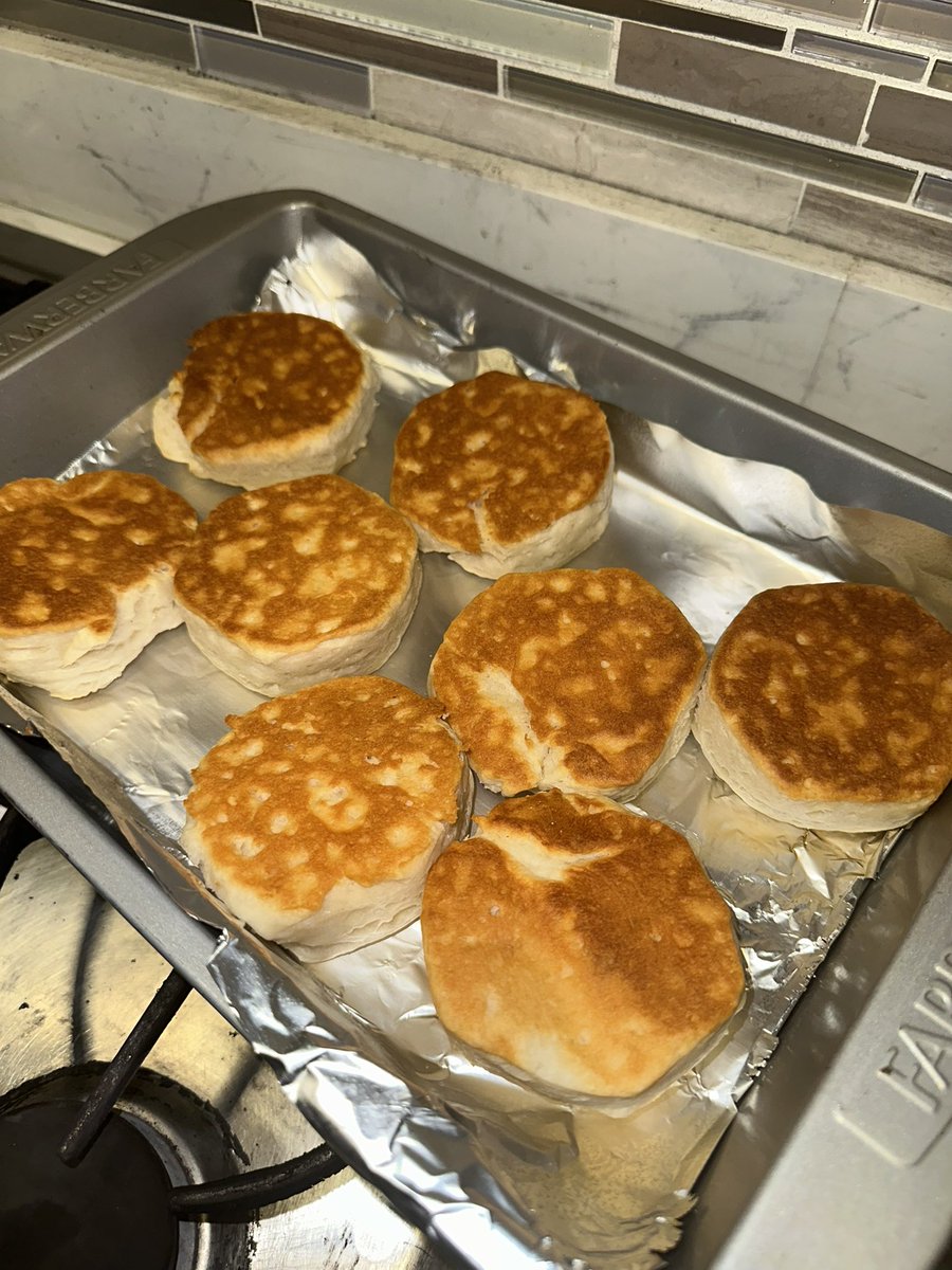 WeslacoShoping's tweet image. From this to this … 
#food #foodie #biscuts #egg #sandwich #Breakfast #rgv #cooking #rgv956 #956rgv