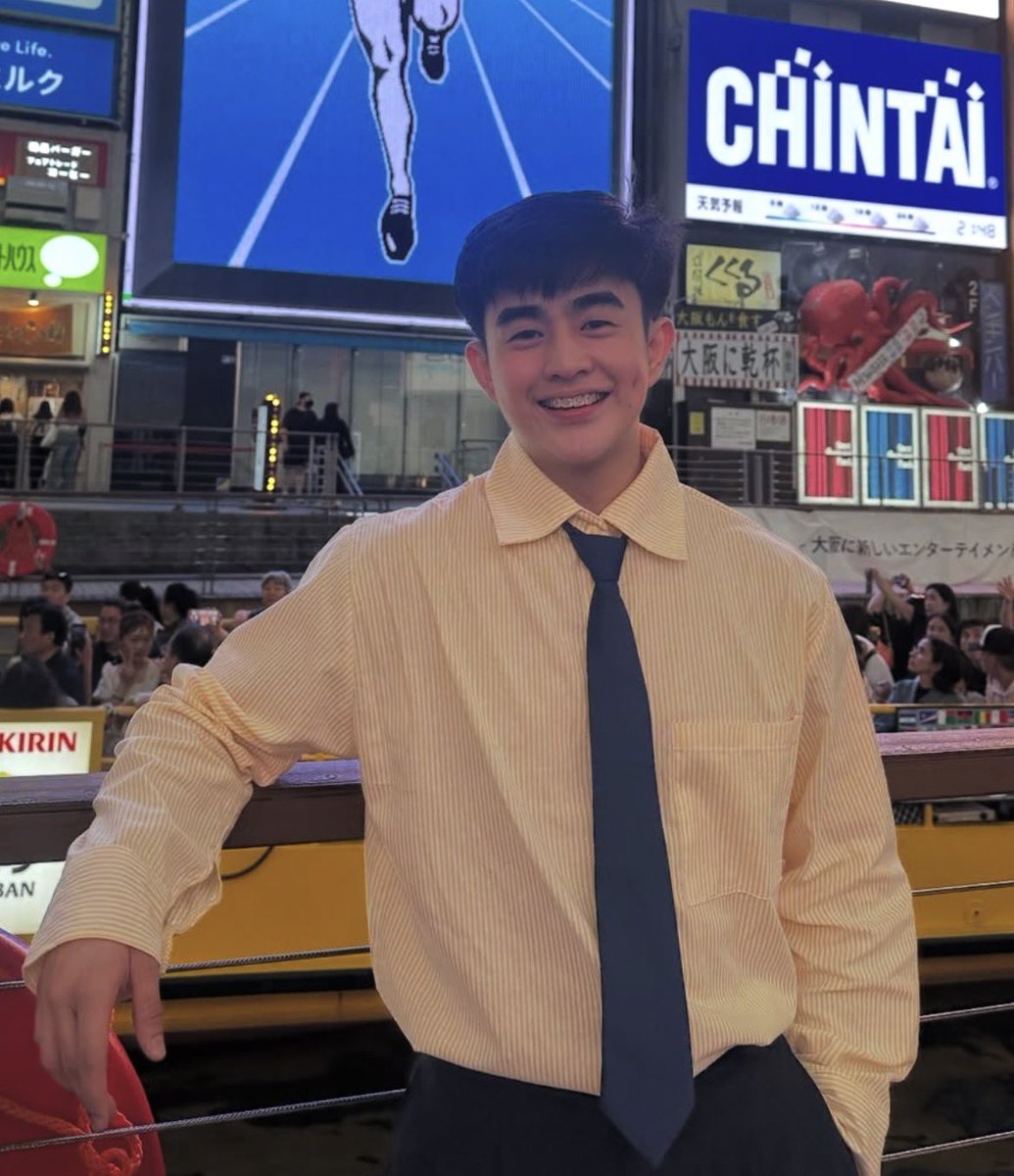 dailyhotdudes's tweet image. Chester Chua
💪