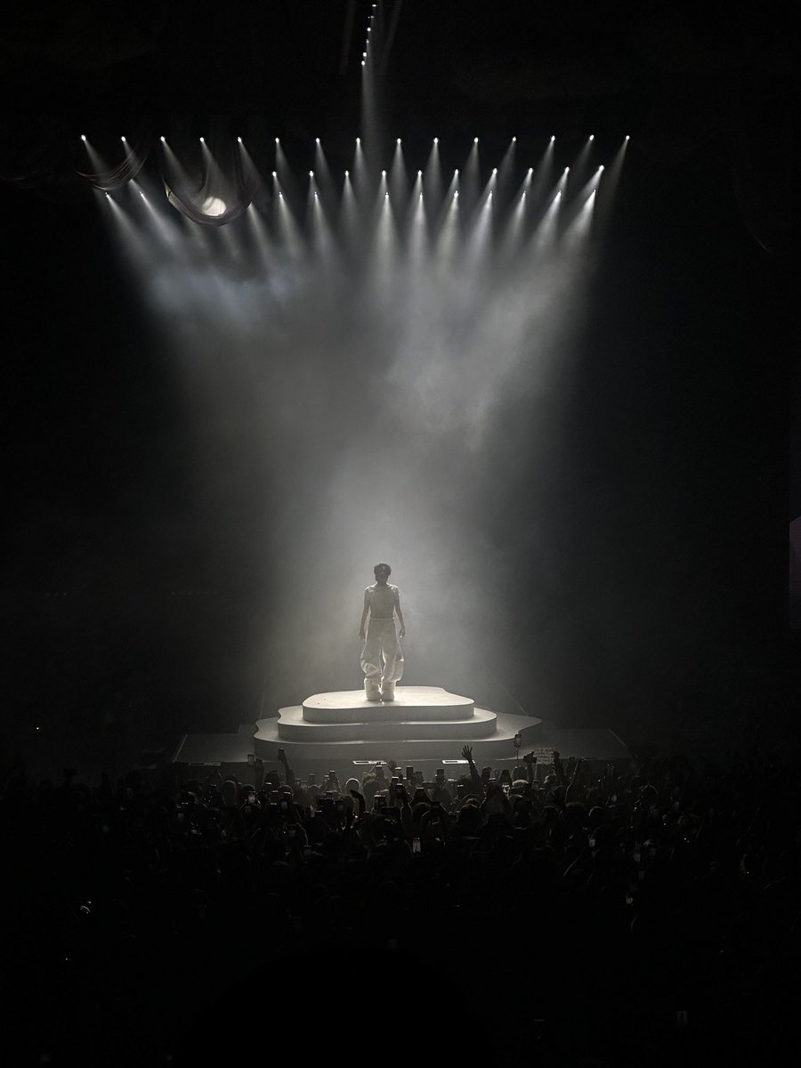 Sigo sin procesar el concierto ☁️
Te amo Humbe