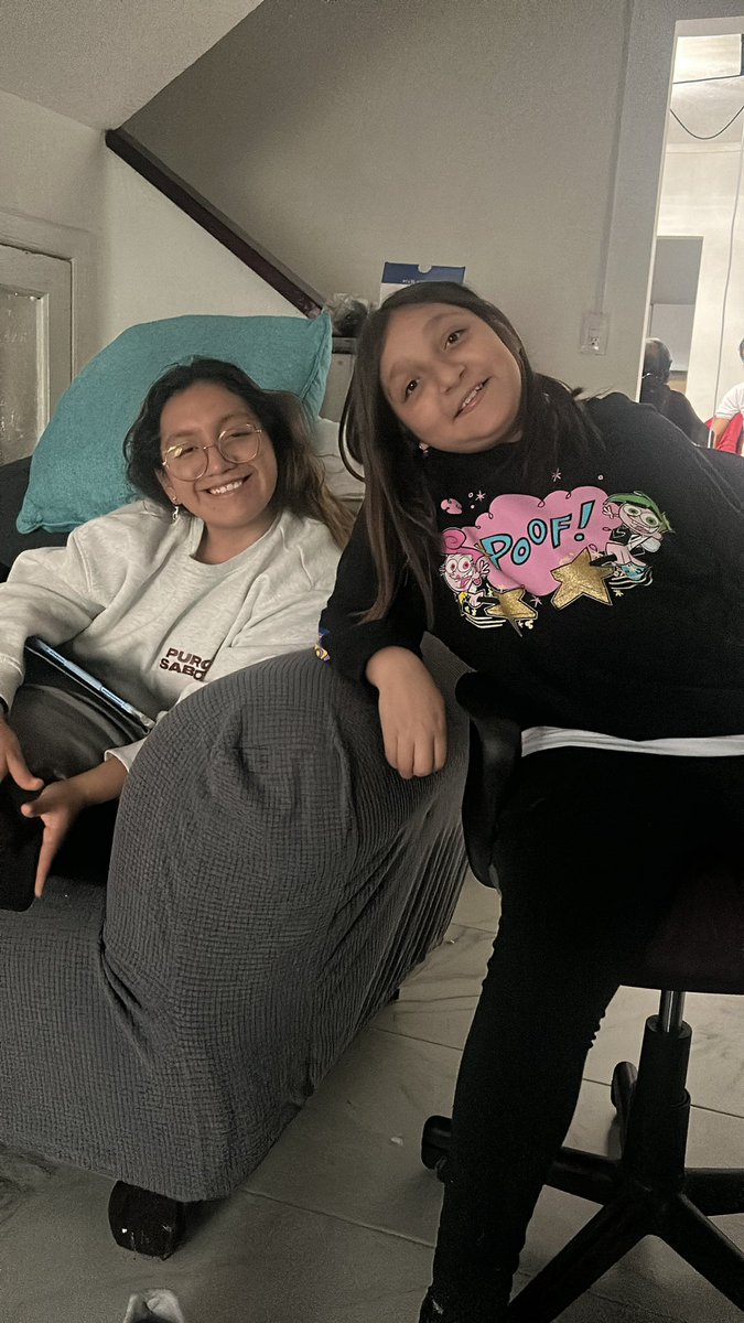 catalinapanzas's tweet photo. @TUDNMEX @adevaldes @EnriqueBurak @diana_flores33 @Tamedamus @memo_schutz @edevaldes94 @ValMarinR @GeorginaHolguin @MiCanal5 https://t.co/cVhPp3wstZ
