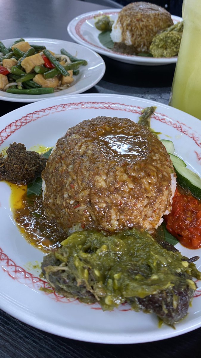ImamMardians's tweet photo. Warung Taburai 89/10 https://t.co/dHKOdbwIYc