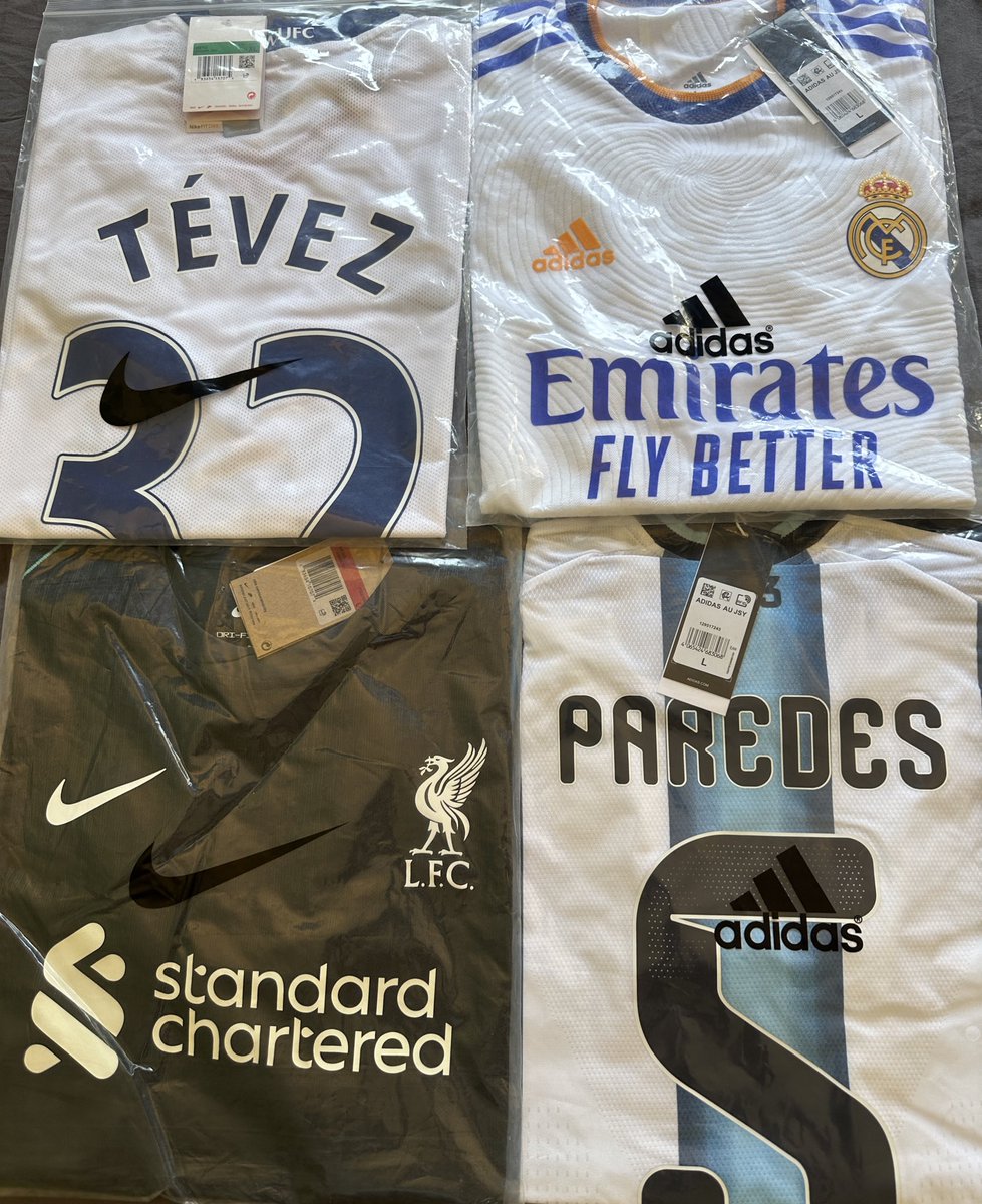 me llegaron las camisetas de <a href="/KitmmNami/">@NAMI</a>, y es INCREÍBLE la calidad realmente. En 20 dias llegaron de China. Recomiendo 100% kitmm.com
Con el codigo: “rique” tienen un descuento