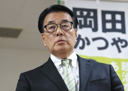 岡田克也が落選したのはネットのせいだと責任転嫁しているのだが、お前は何かを勘違いしていないか? 18歳以上の日本のネットユーザーは全員有権者だぞ。地上波の政治討論番組で司会者の再三にわたる制止を振り切りながら、台湾有事発言への徹底反論と中国擁護を主張したのを有権者は忘れていない。