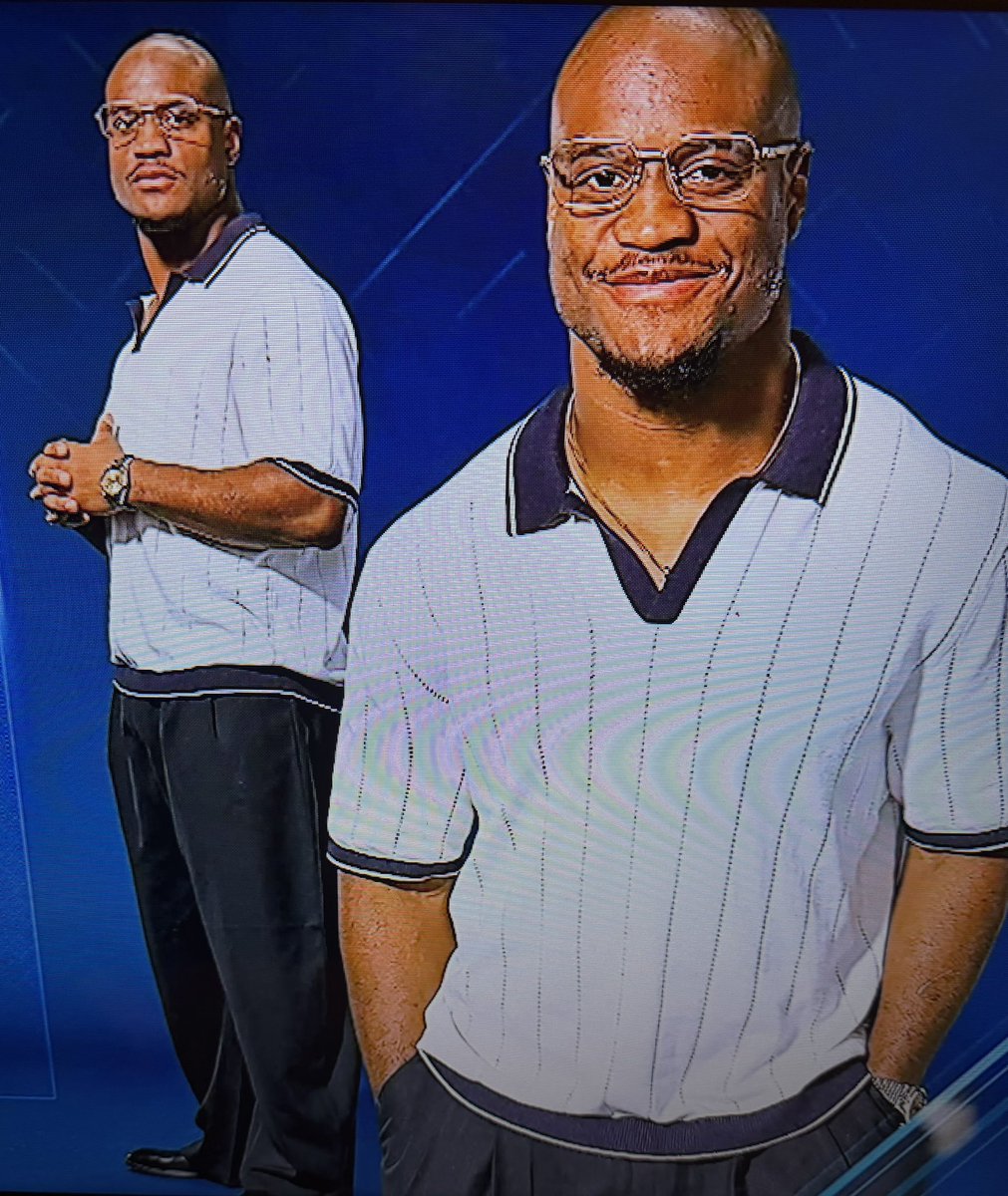 SopranosWorld's tweet image. Kenneth Walker had his best Tony Soprano fit on