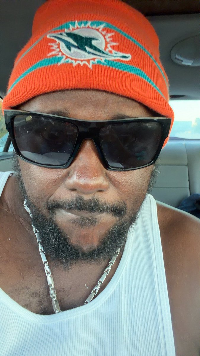 BUGENT239's tweet photo. Let’s go Fins 🐬 Super Bowl Sunday 😎 https://t.co/VS47WX519Y