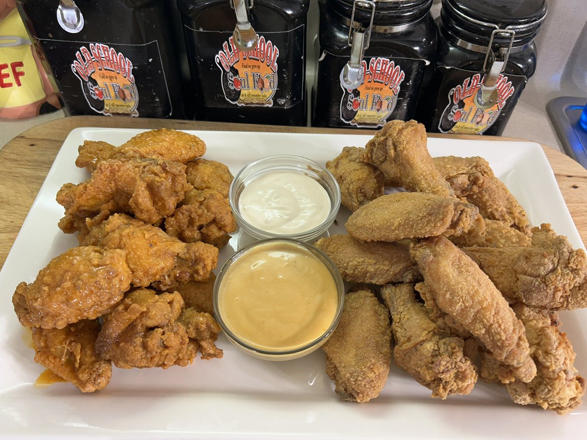 OLD SCHOOL SOUL FOOD tweet media