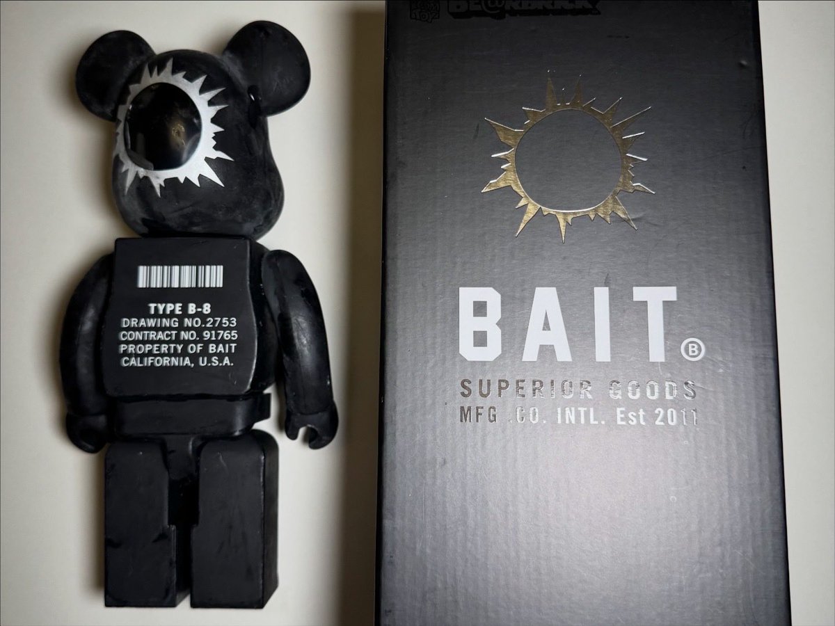 Dollar99Co's tweet photo. #Bait #Medicom #Bearbrick 400% #SDCC #Figure original box MOBAIT400-1S NR https://t.co/sIxcFkSsrA