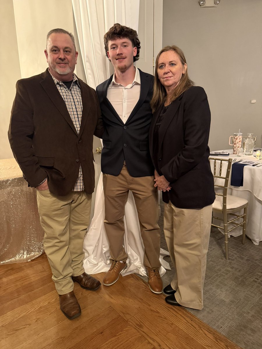 Parker Hildebrand tweet media