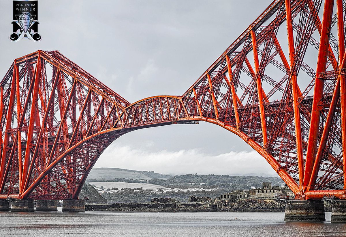 𝟐𝟎𝟐𝟓 𝐏𝐥𝐚𝐭𝐢𝐧𝐮𝐦 𝐖𝐢𝐧𝐧𝐞𝐫 📷

Connected Cantilevers by Glenn Goldman

Winner's Page: tinyurl.com/35wuyz8z

🔗 Enter now via link in bio

#MUSE #MUSEawards #MUSEPhotographyAwards #PhotoAwards #MUSEHighlight #MUSEWinningWork #architecturephotography