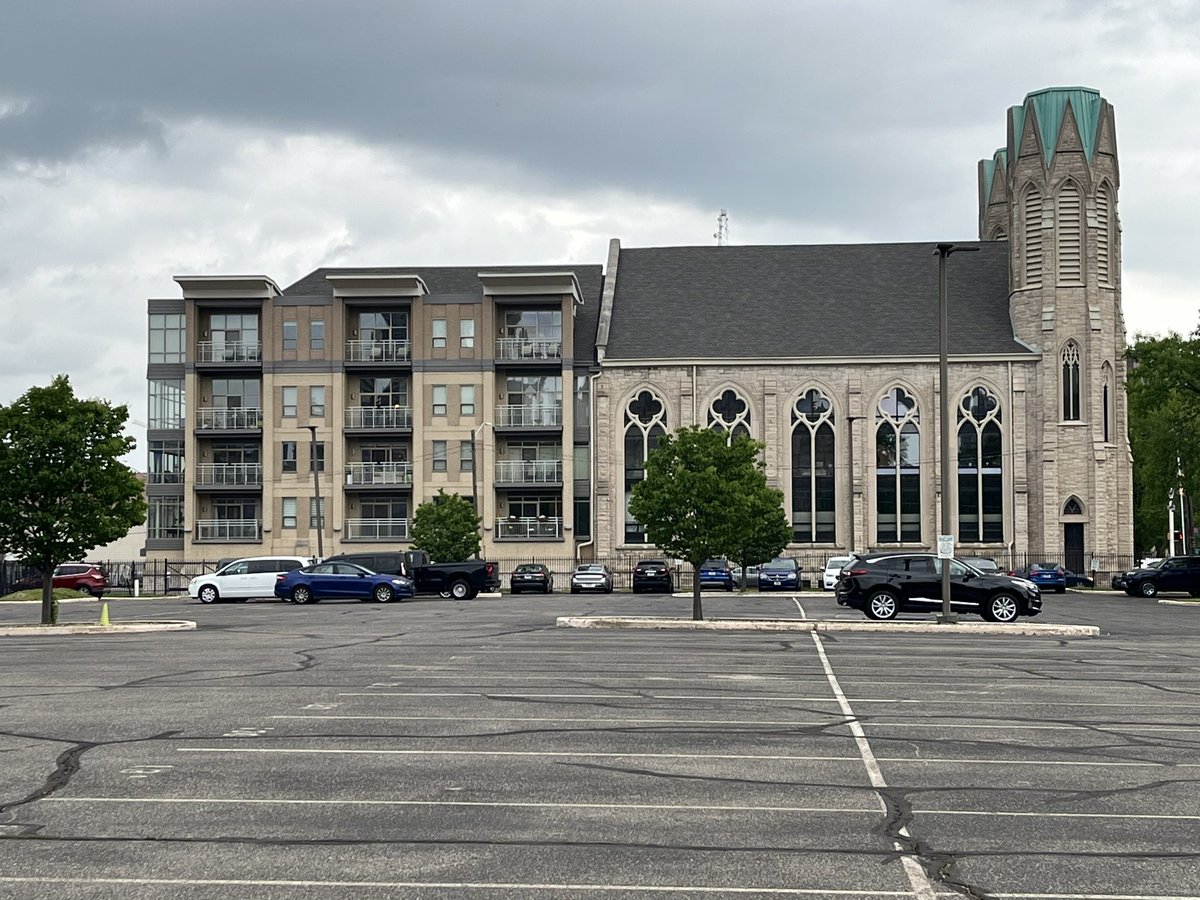 Dustin 🚌🚶‍♂️🚲 tweet media