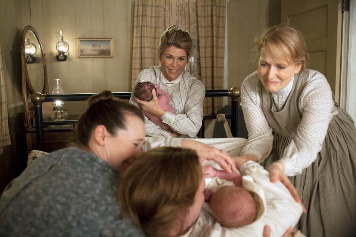 TeamFloMo's tweet image. .@loretta_walsh as the feisty Florence Blakeley (future Yost) on @hallmarkchannel’s series #WhenCallsTheHeart! 👩🏻👒☕️

#Hearties #flashback