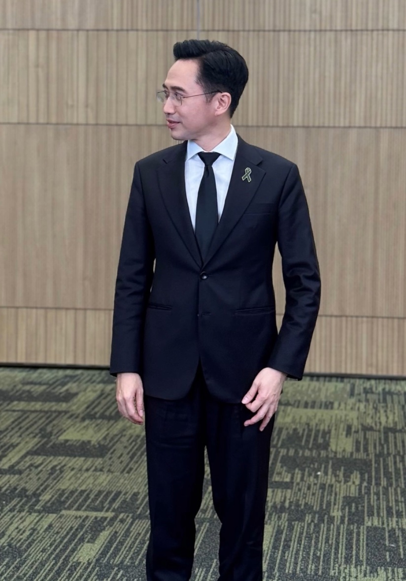 สำหรับฉัน แคนดิเดตนายก ที่ดีที่สุดคนหนึ่งเท่าที่เคยมีมา คือผู้ชายที่ชื่อ ยศชนัน ค่ะ อีก 4 ปี กลับมาใหม่นะ 🥹