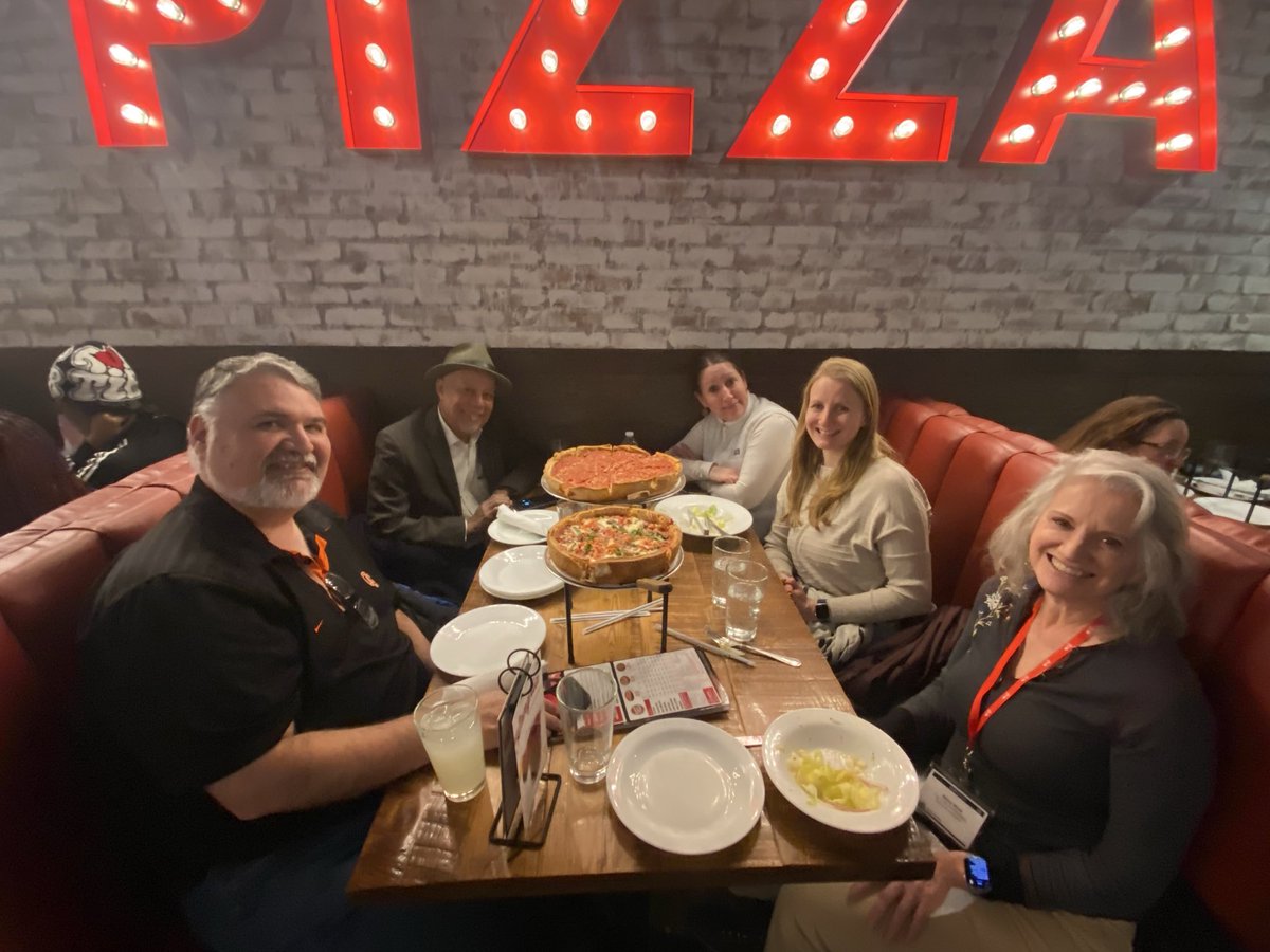 amlanesey tweet media