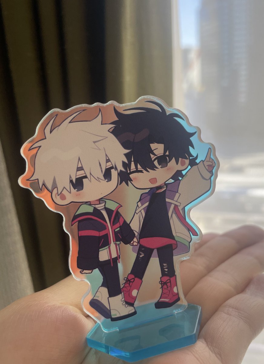 すいみんさんにいただいたアクリル　オーロラでキラキラだ