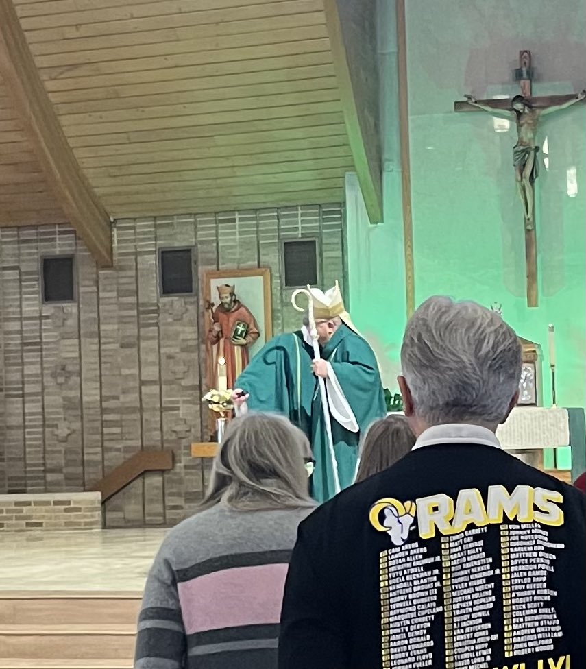 Julie Novak tweet media