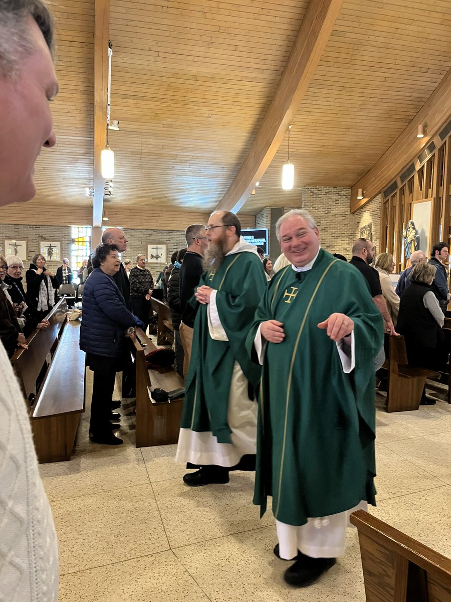 Julie Novak tweet media