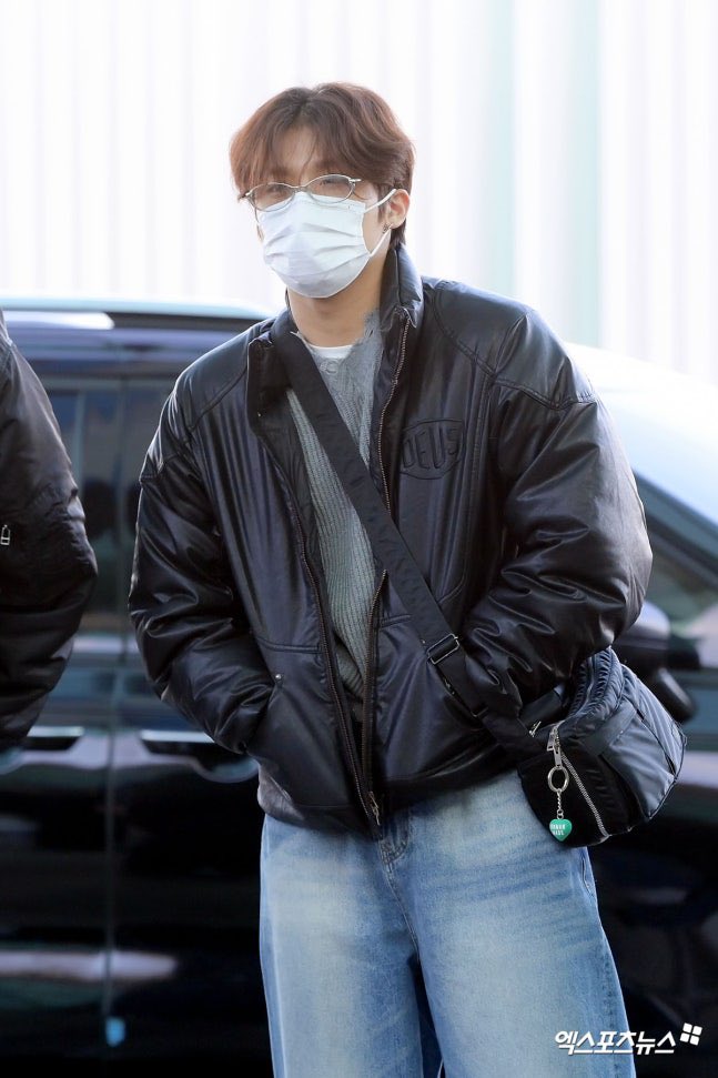 3 years apart 🤍 230209 & 260209