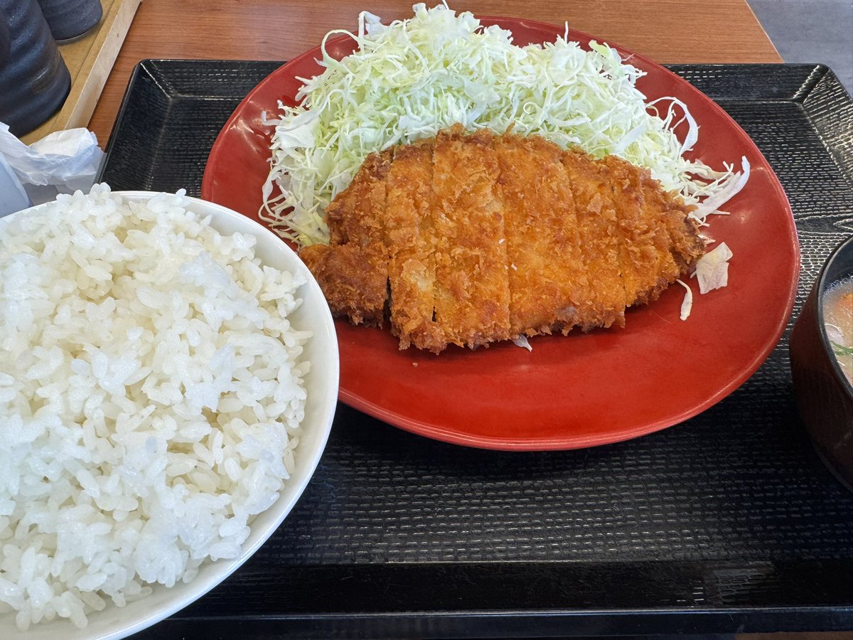昨日飲み会だったので胃に優しい朝ごはん食べます