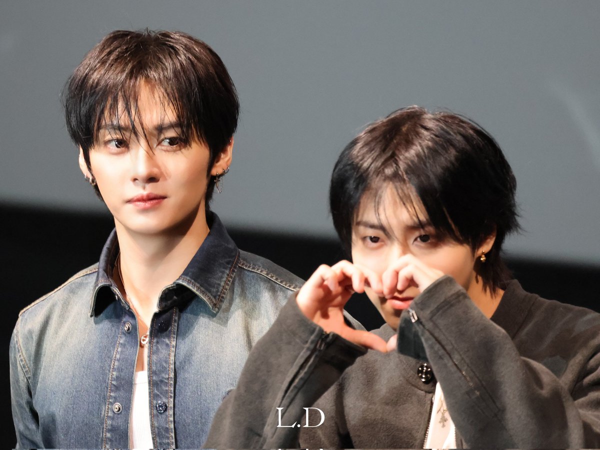 260206 CGV 무대인사 보따람지 🐰🐿
안정형 남친

#Leeknow #리노 #Han #한 
#Straykids #스트레이키즈