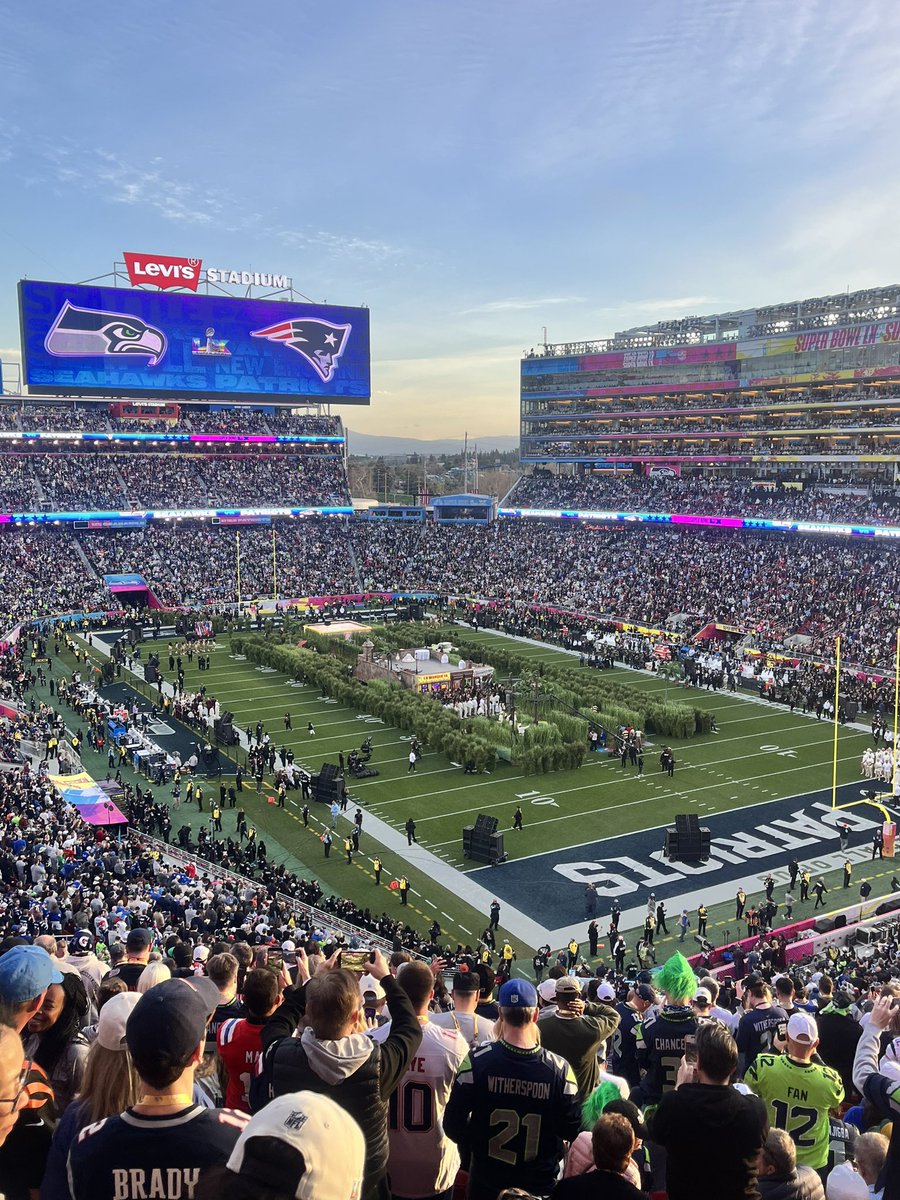 A small forest has appeared at Levi’s Stadium. Also the <a href="/Seahawks/">xz* - Seattle Seahawks</a> defence is the bees knees 👌🏻