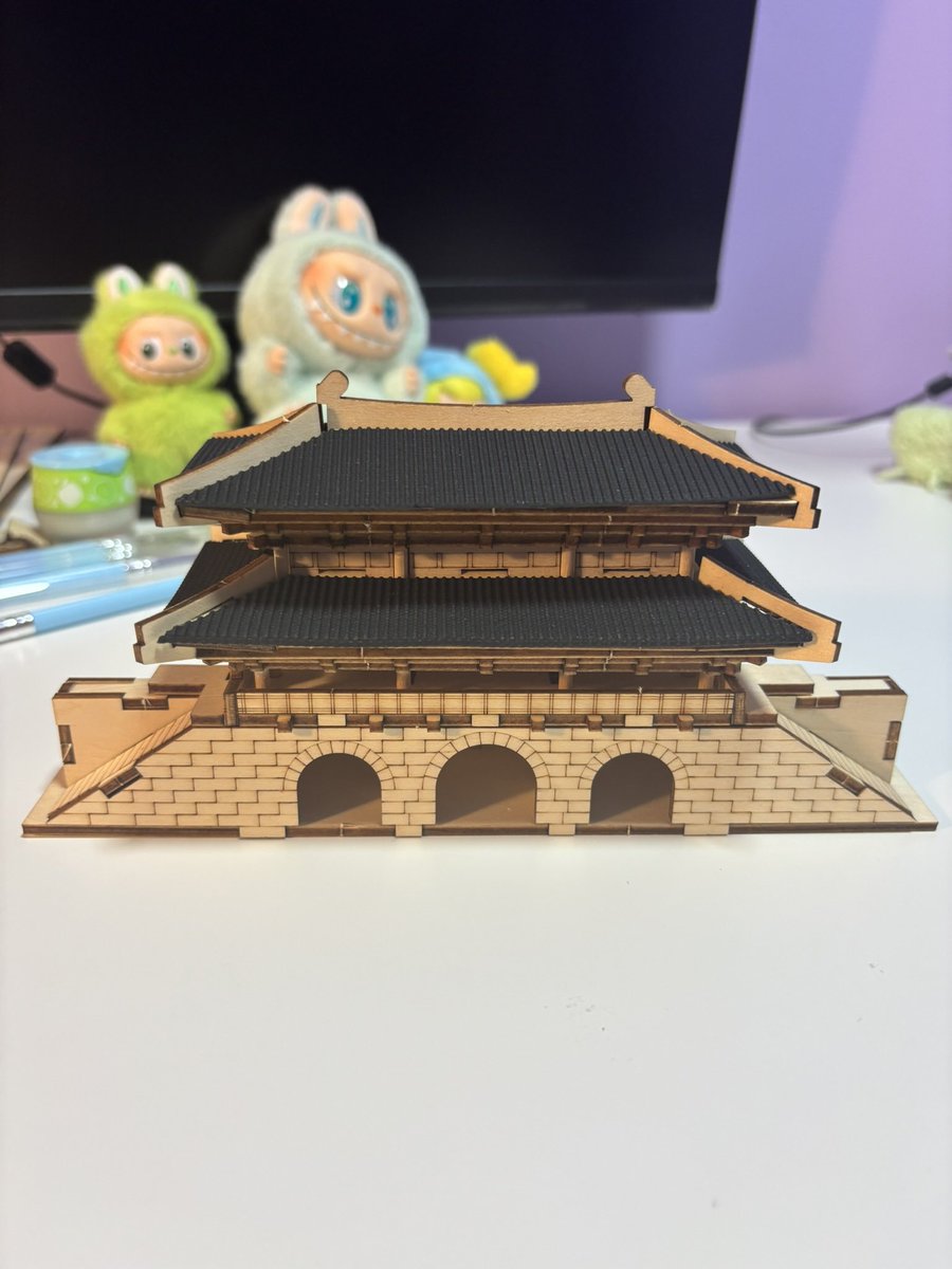 yevliii's tweet photo. Since my motherboard is RIP, I have been enjoying doing building streams~ These are some I did~ ๐ I still miss game streaming sooo much though >.< #IRLstreams https://t.co/acely0MsFm