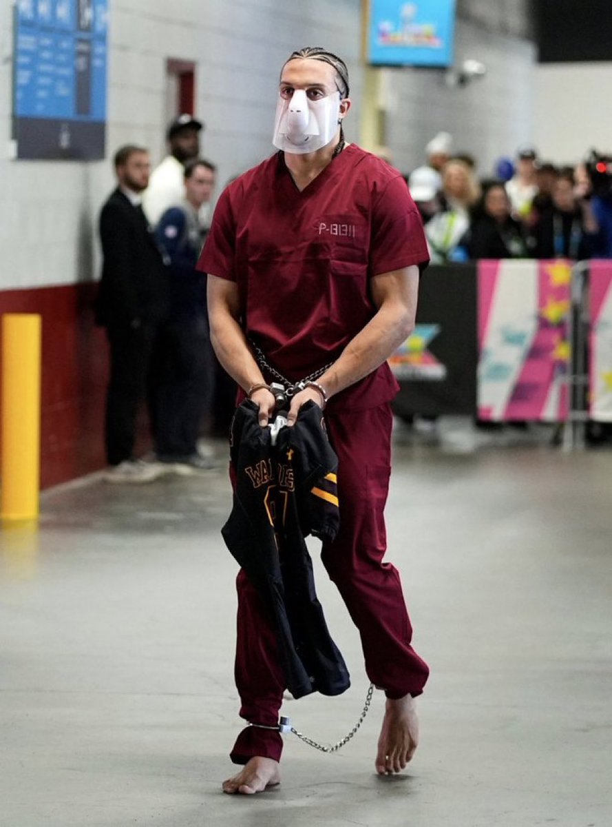 Mack Hollins really has been locked up all game.

Zero yards.