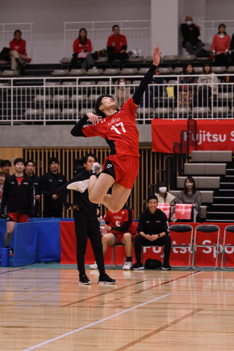 サーブ効果率16.2
ぶっちぎりでトップ独走中。
#富士通カワサキレッドスピリッツ
#岡本知也　選手