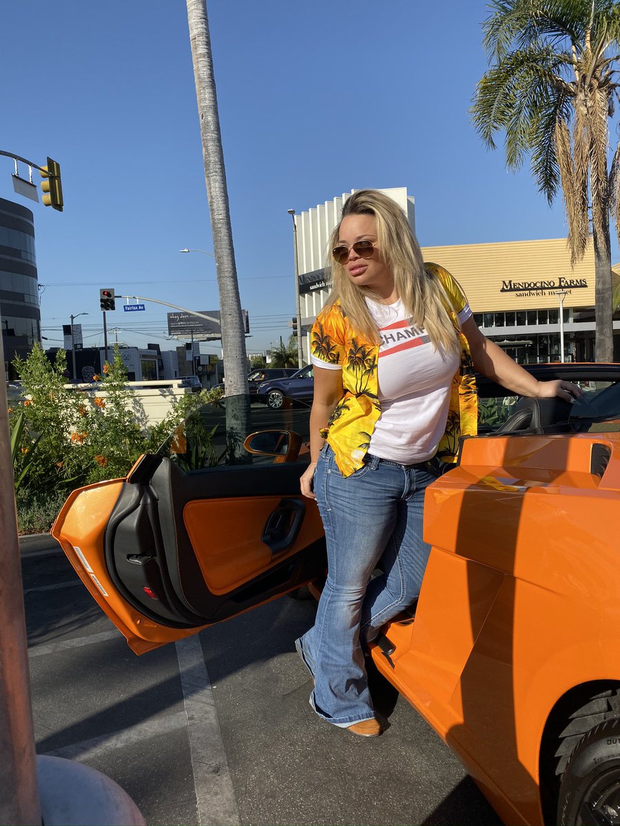 Trisha Paytas tweet media