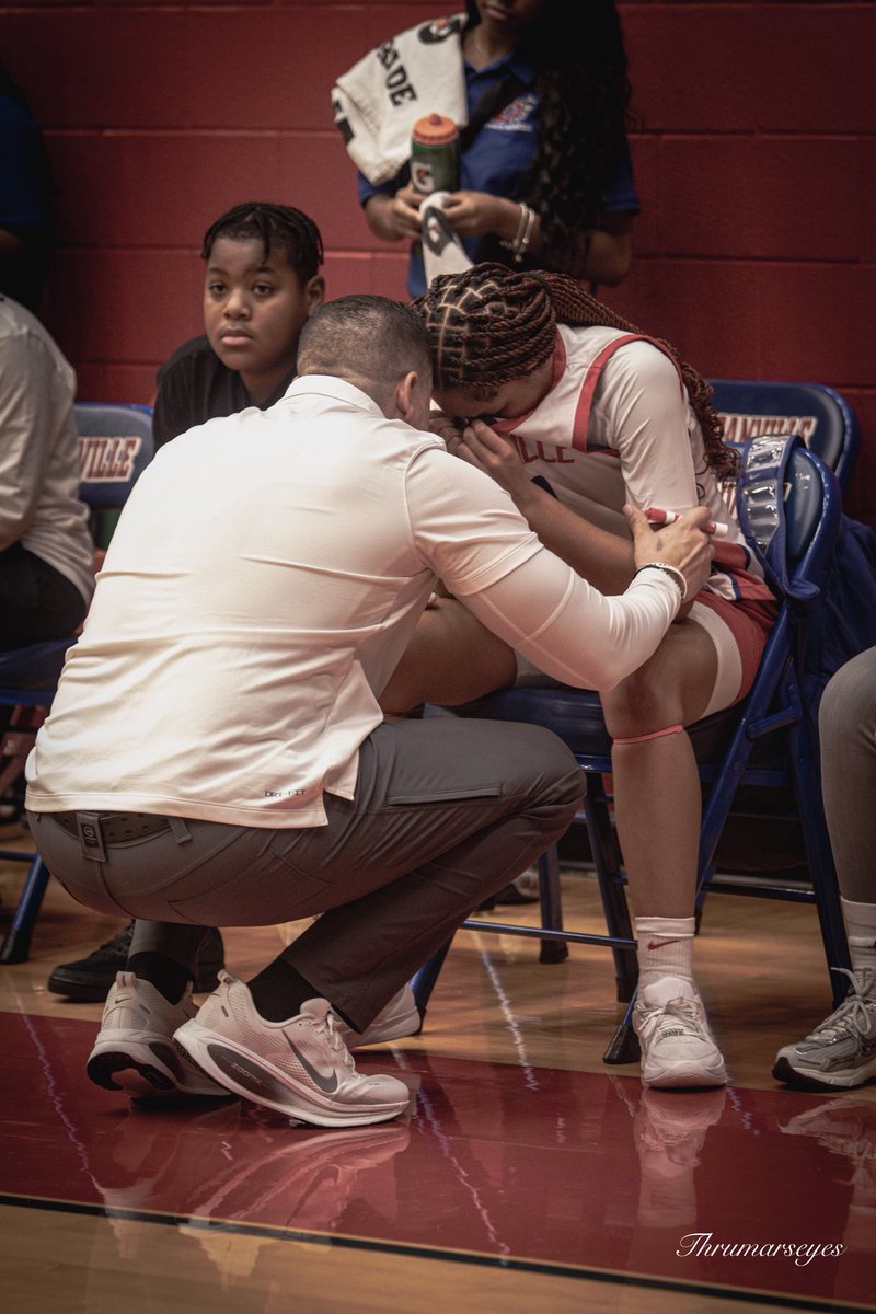 Tayelor Dillard tweet media