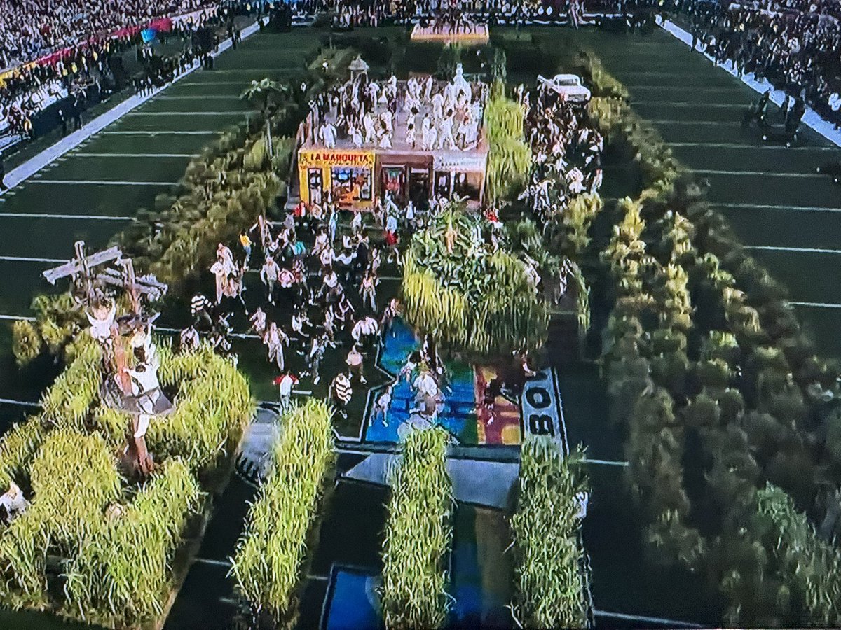 Que performance el de #BenitoAntonioMartínezOcasio en el #SuperBowlLX #SuperBowl2026