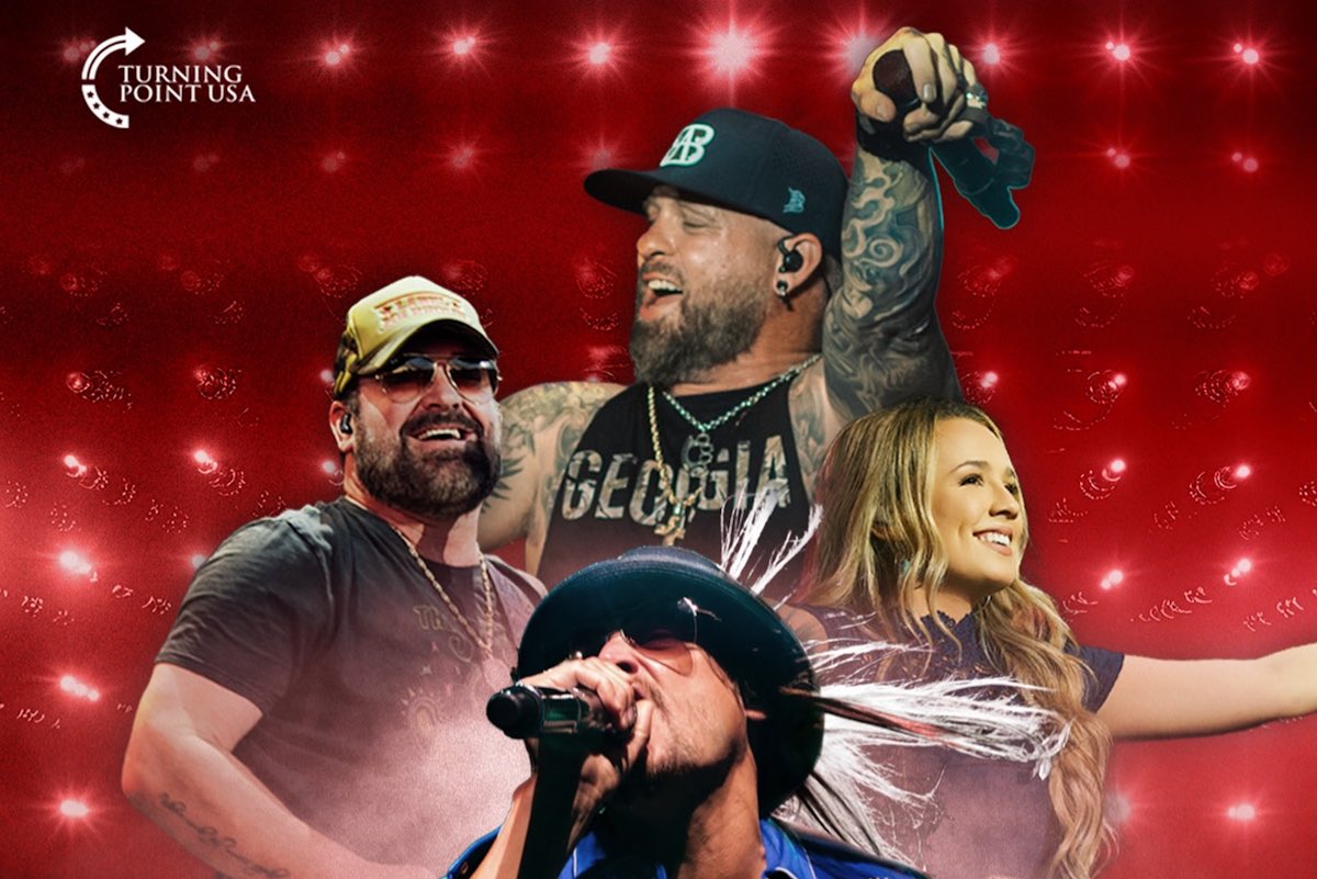 Unrated_one's tweet photo. #AllAmericanHalftime is where it’s at! https://t.co/9pRwAukKjm