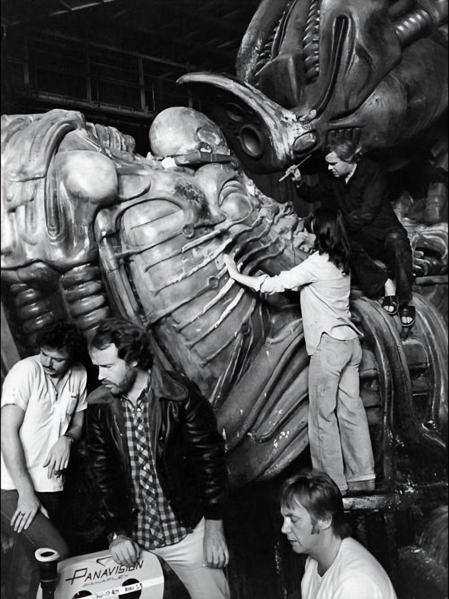 RJCrowtherJr's tweet image. H.R. Giger's original concept art for the Space Jockey in Alien and photos of him sculpting and painting the magnificent prop. #HRGiger