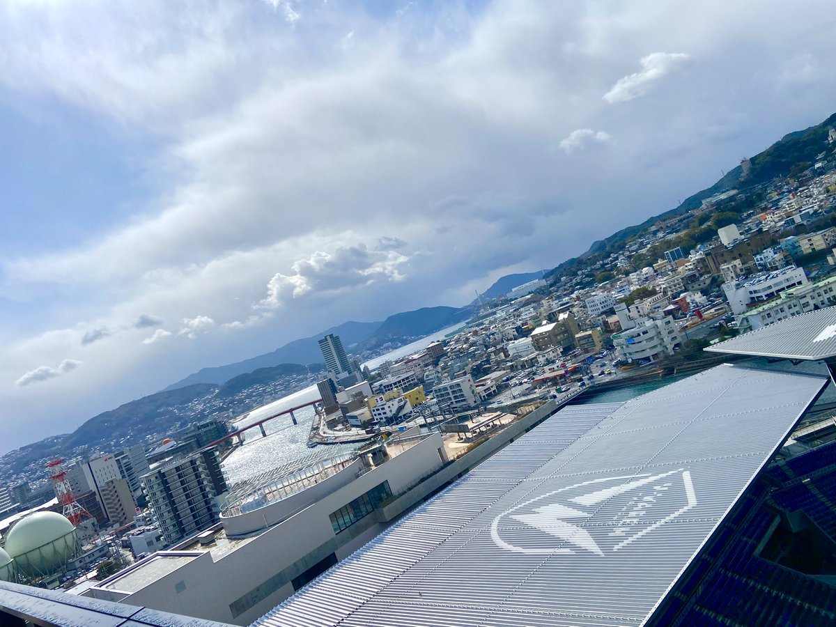 #win_morisaki_ 
Back to Back Billboard Live
THE CLUB NAGASAKI

昨日撮影してきました。
雪ではい。遅刻しました、、、
素敵な会場でした。
写真販売もお楽しみに！

次は大阪ですねー
楽しみ。