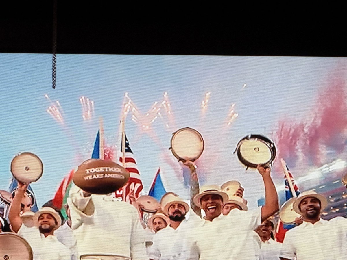 SFJackieO's tweet photo. Bad Bunny - so much heart and so much pride in that half time show ��� #BadBunny #SuperBowl https://t.co/p5p7BLwoSm