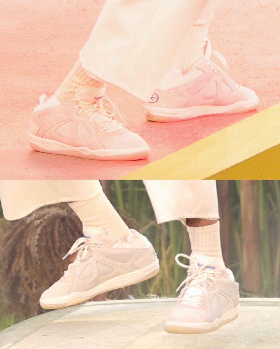 JustFreshKicks tweet media