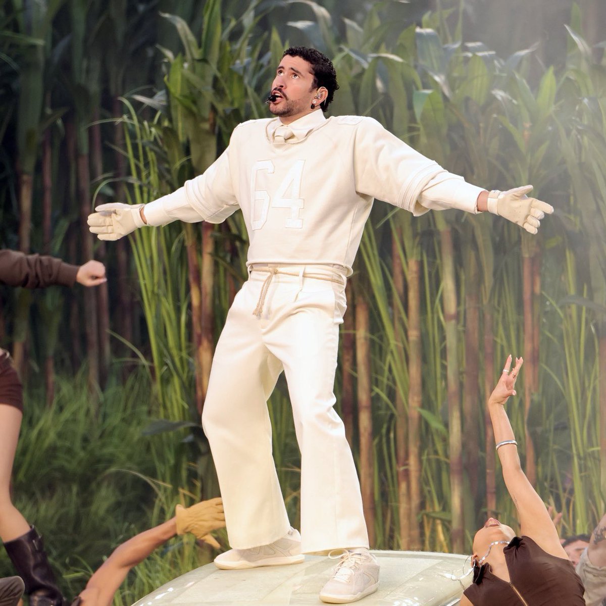 HipHopAllDay's tweet image. "TOGETHER WE ARE AMERICA"

— Bad Bunny at the #SuperBowl