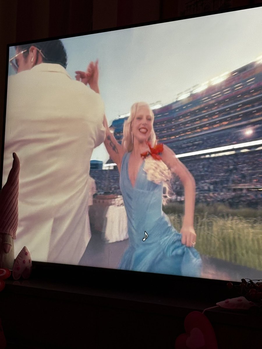 Me hearing a little Gasolina