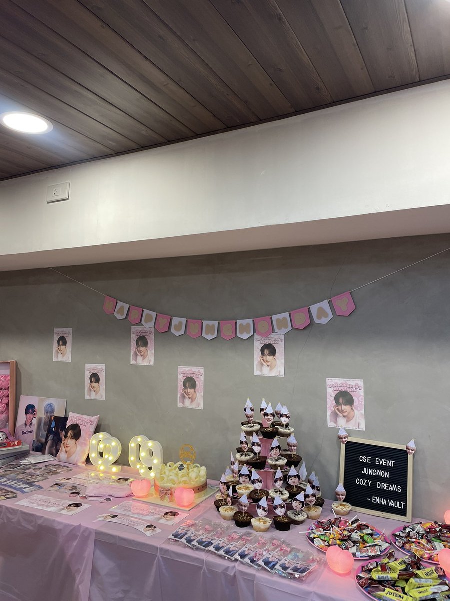 enhavault's tweet photo. Jungwon Cozy Dream CSE has finally ended. Thank you to everyone who supported and attended the event. We truly hope you enjoyed it! 🧸☁️
#CoziestWonDream #WonInADream https://t.co/xYtVRy4rqf