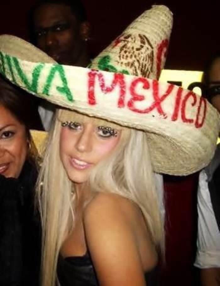 De hecho, Lady Gaga es de Tepatitlan, Jalisco. Por eso fue invitada latina

#SuperBowl