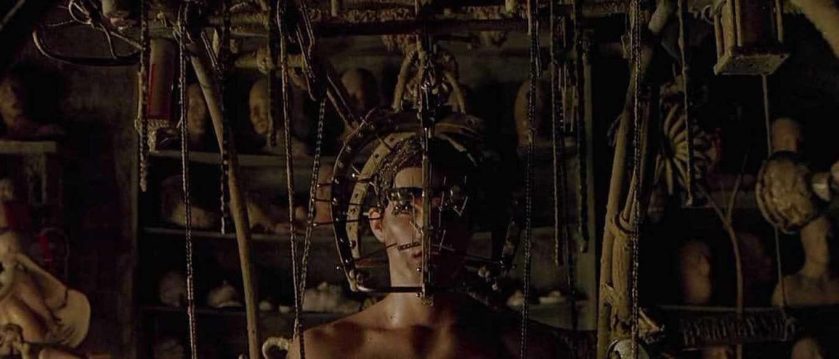 KI11ERKLOWNS's tweet photo. house of wax (2005) https://t.co/NCICshLwDg