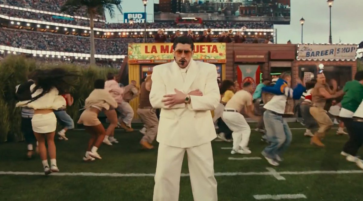 AlejandroPogU2's tweet photo. BAD BUNNY
SUPER BOWL LX HALFTIME SHOW

SETLIST COMPLETO 📝

▫️ Tití me preguntó 
▫️ Yo perreo sola (con final “VOY A LLeVARTE PA PR”)
▫️ EoO
▫️ Die With a Smile (Lady Gaga, con la introducción de “MONACO”)
▫️ BAILE INoLVIDABLE 
▫️ NUEVAYoL 

+ https://t.co/7qhZ9TMLpw