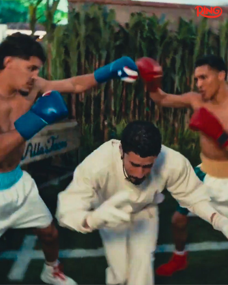 Xander Zayas and Emiliano Vargas with Bad Bunny 🍿🥊