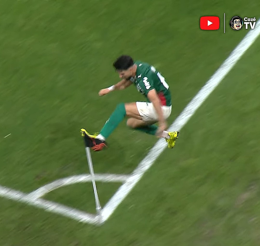 HISTÓRICO DO DERBY PAULISTA :
  
Vitórias:
🟩 141 vitórias
⬛ 135 vitórias
  
Gols Marcados:
🟩 556 gols
⬛ 506 gols
  
Primeiro Confronto:
🟩 Palmeiras 3x0 Corinthians (1917)
  
Último Confronto:
🟩 Palmeiras 1x0 Corinthians (2026)
  
Maiores Goleadas:
🟩 Palmeiras 8x0