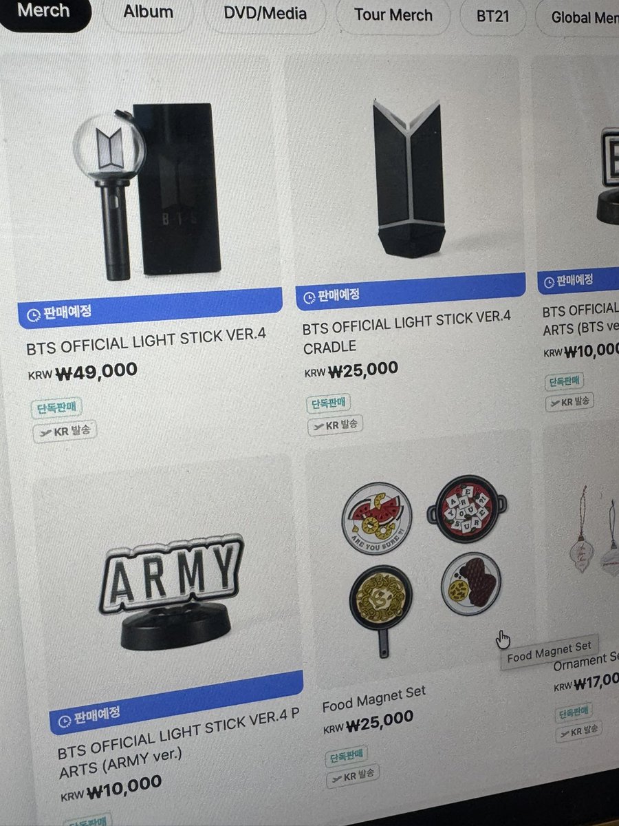 OFM is ready to pre-order your Lighstick! 
Make sure to submit your OFM and send the payment. 

Send us a DM if you have a question 💜

#BTS #kaddy