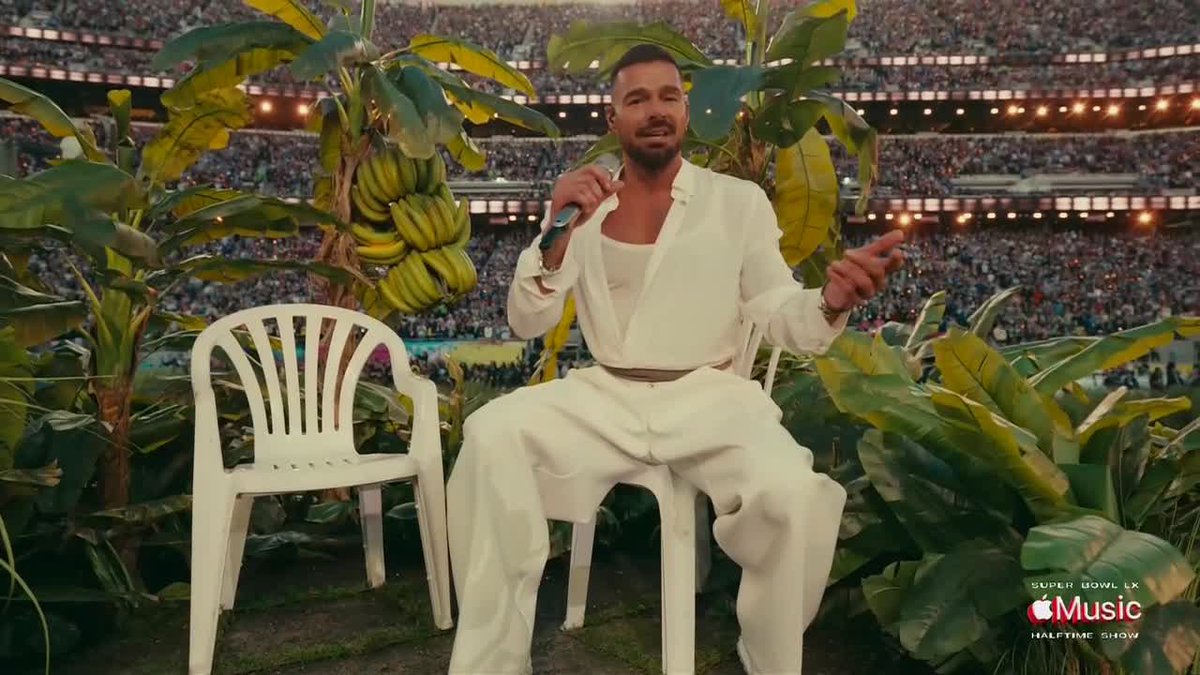 Real Time tweet media