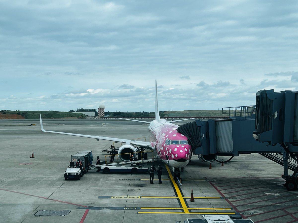 台湾桃園（TPE）から沖縄那覇（OKA）へ