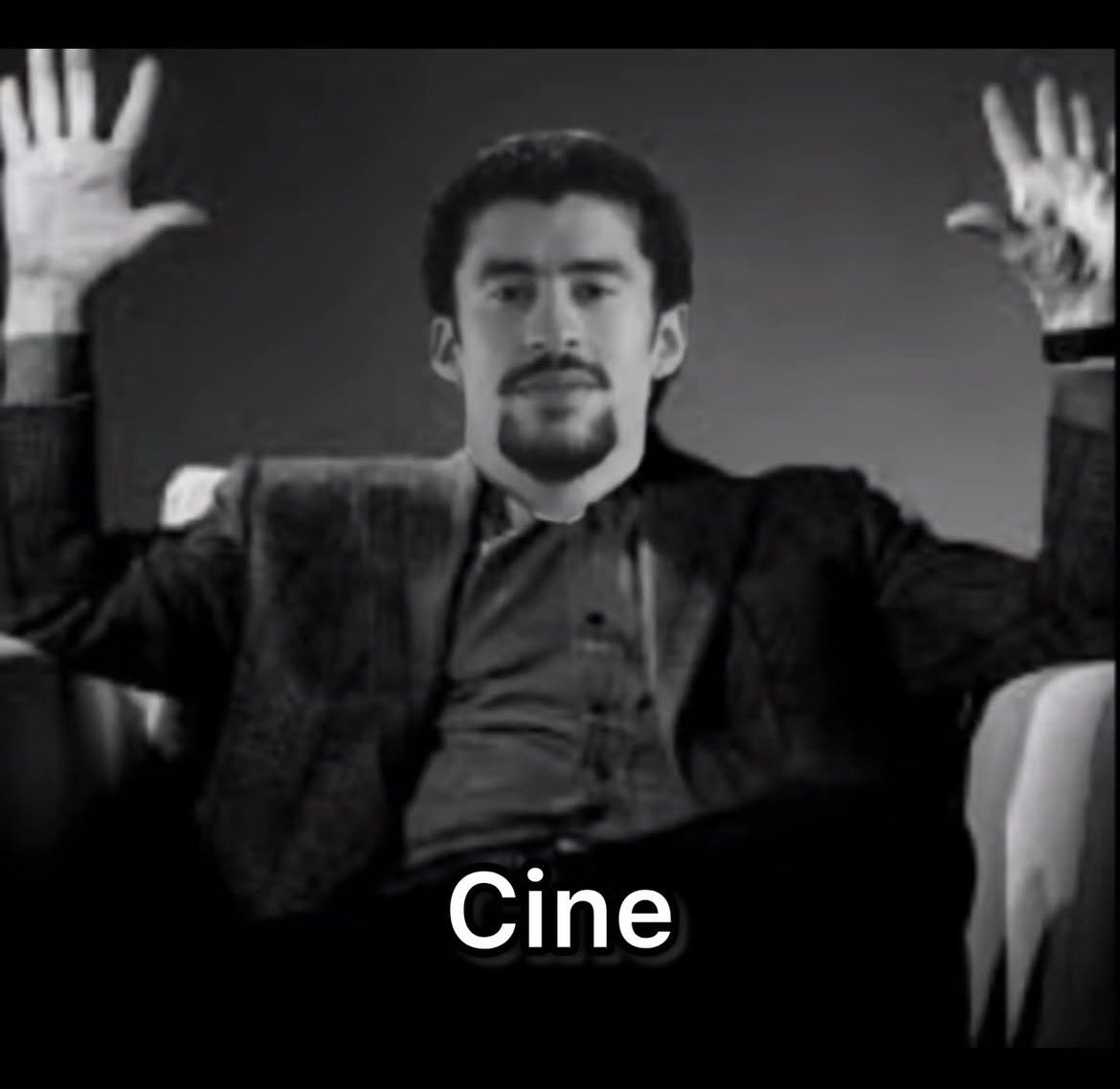 Que wea mas wena Bad Bunny por la rechucha weon ✋🏾😼🤚🏾